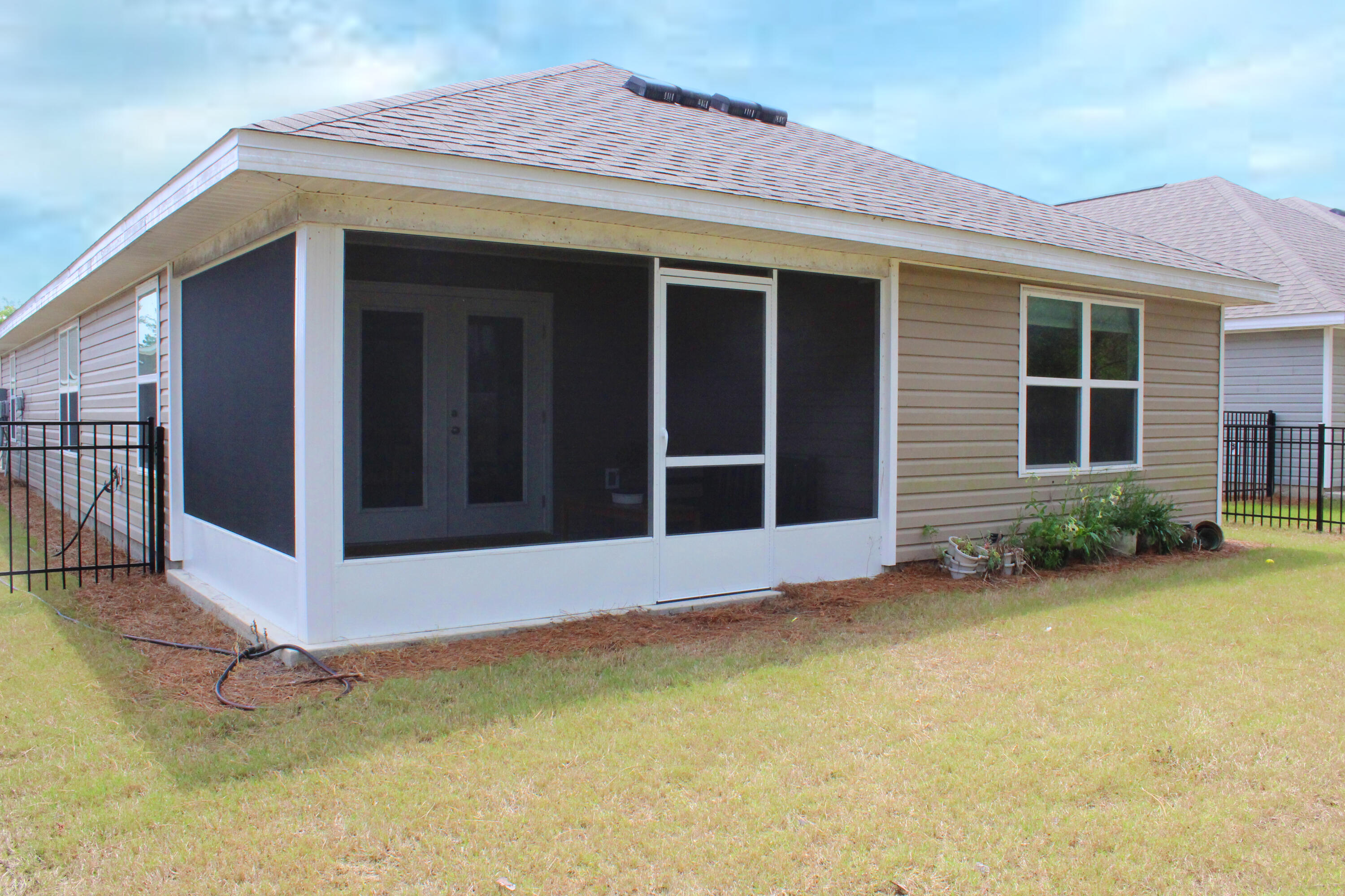 HAMMOCK BAY - Residential