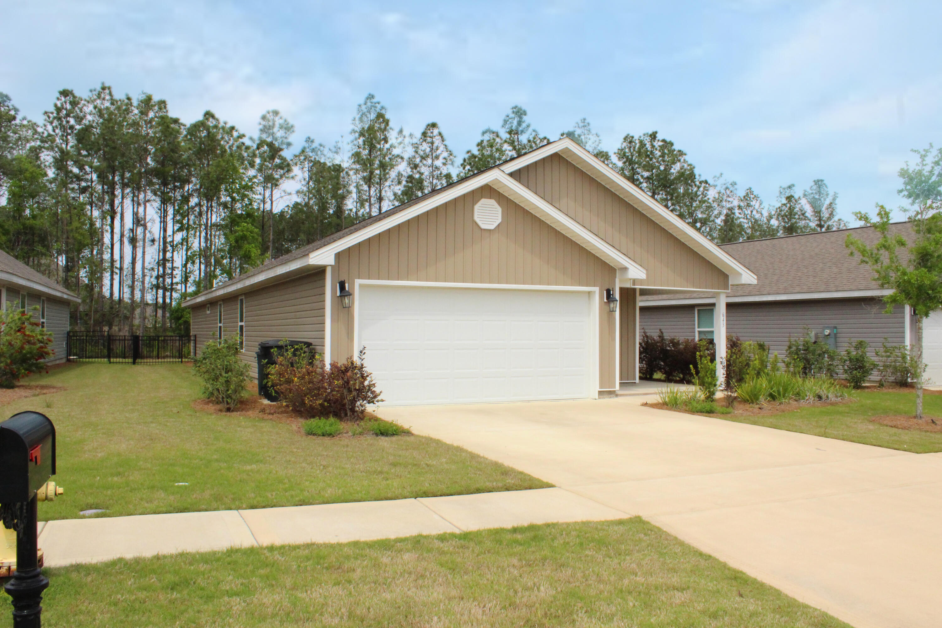 HAMMOCK BAY - Residential