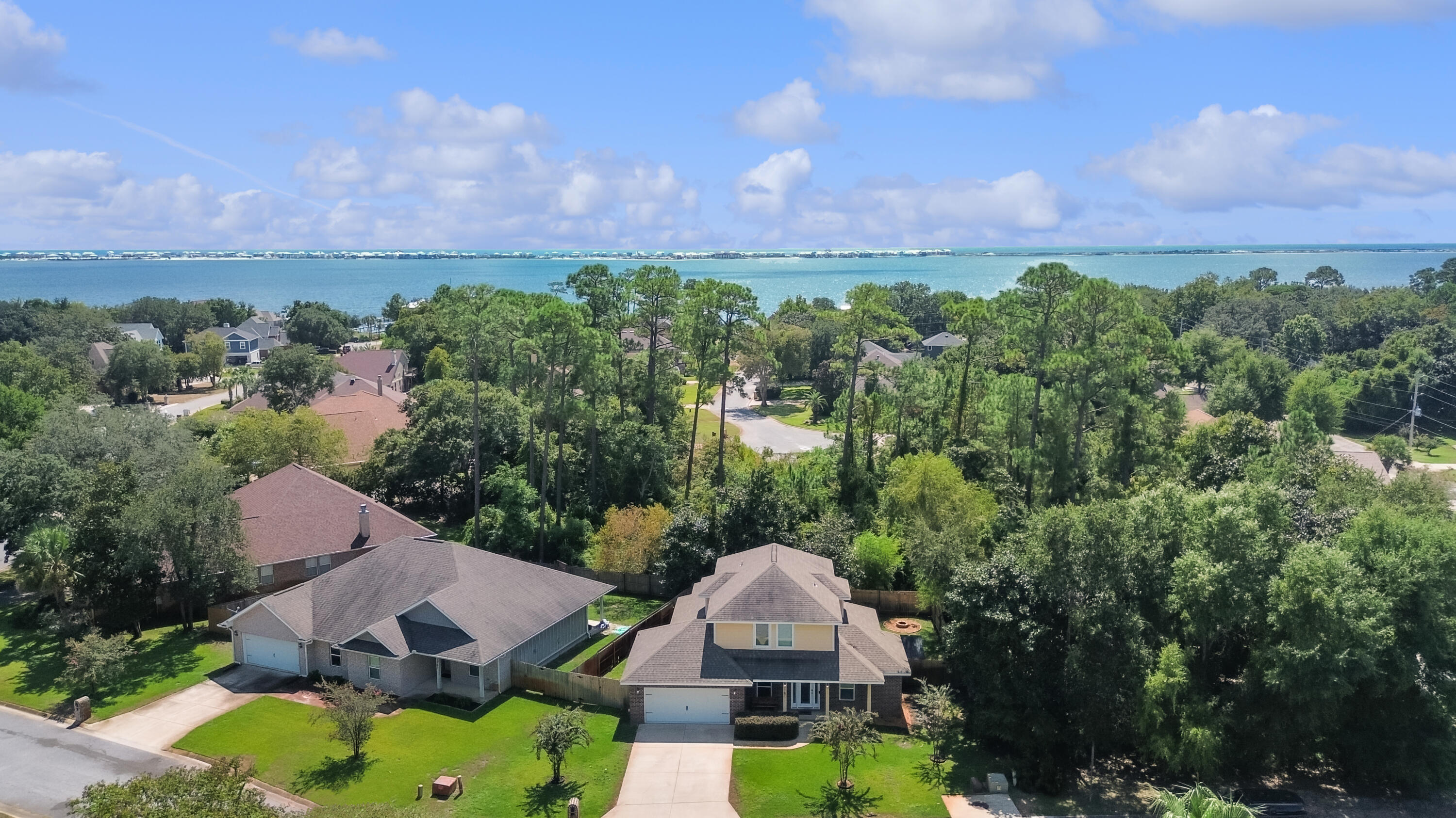 MAGNOLIA HARBOR - Residential