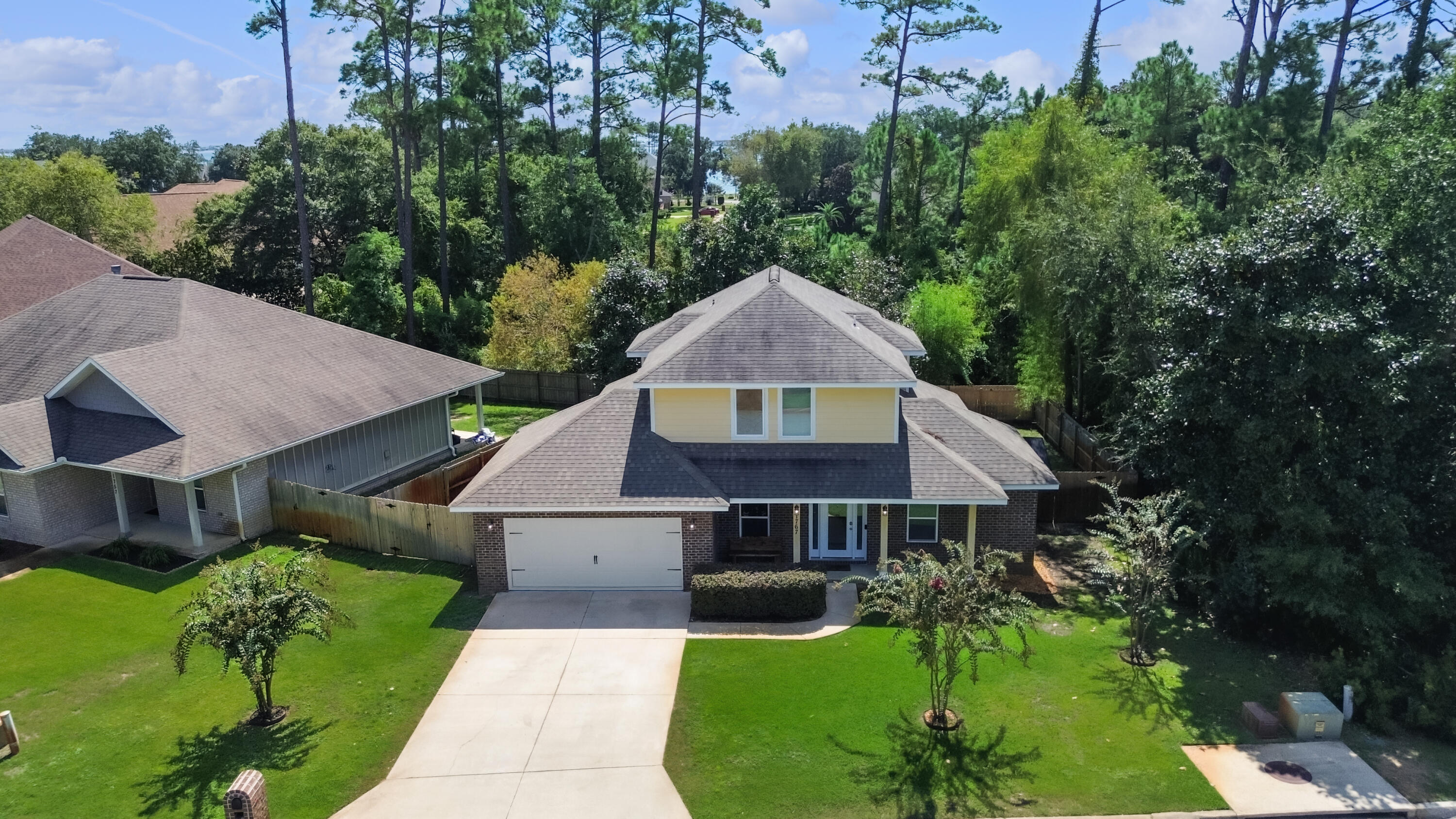 MAGNOLIA HARBOR - Residential