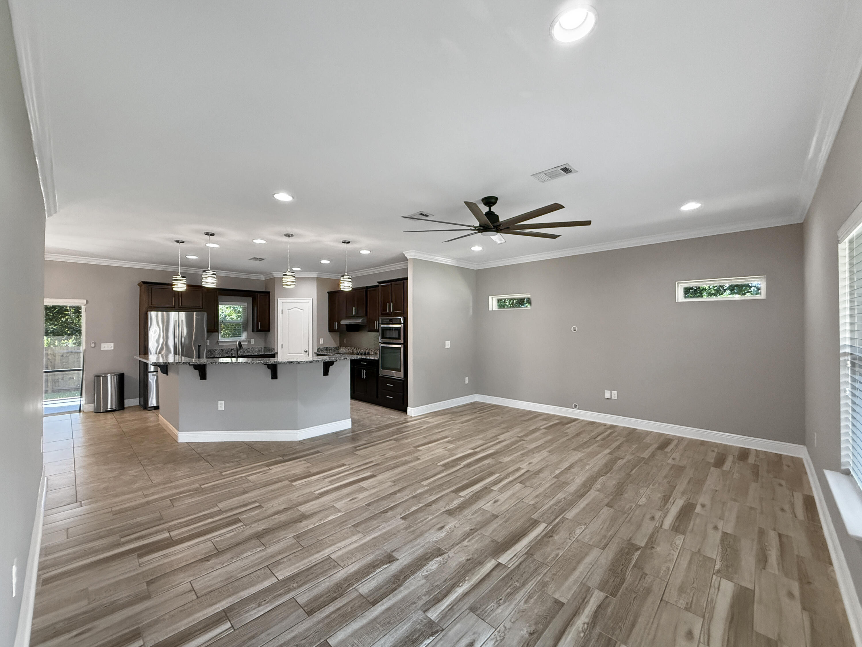 MAGNOLIA HARBOR - Residential