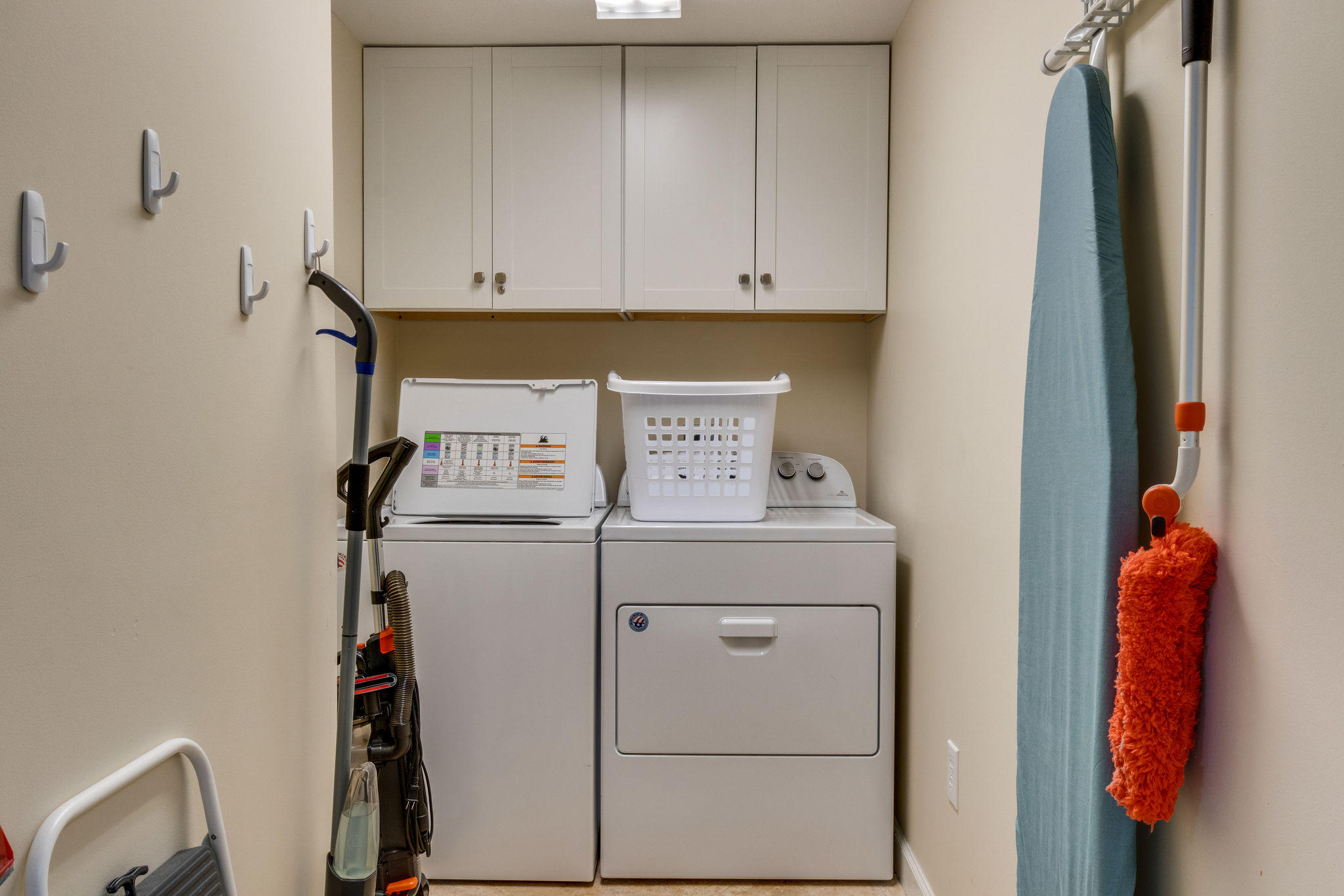 STERLING SHORES - Residential