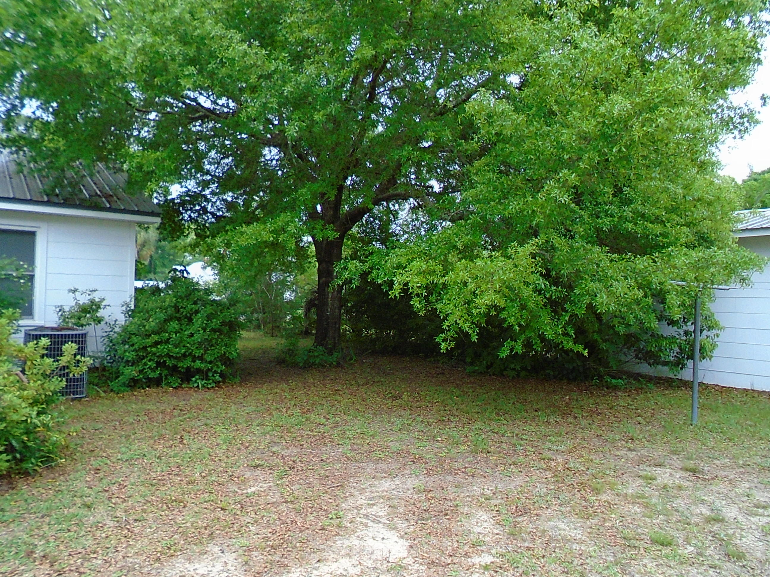 TOWN OF DEFUNIAK SPRINGS - Residential