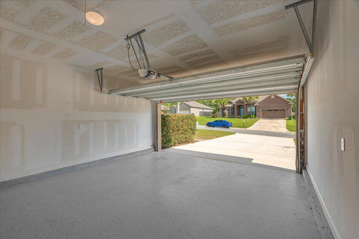 RUSTIC RIDGE ESTATES - Residential