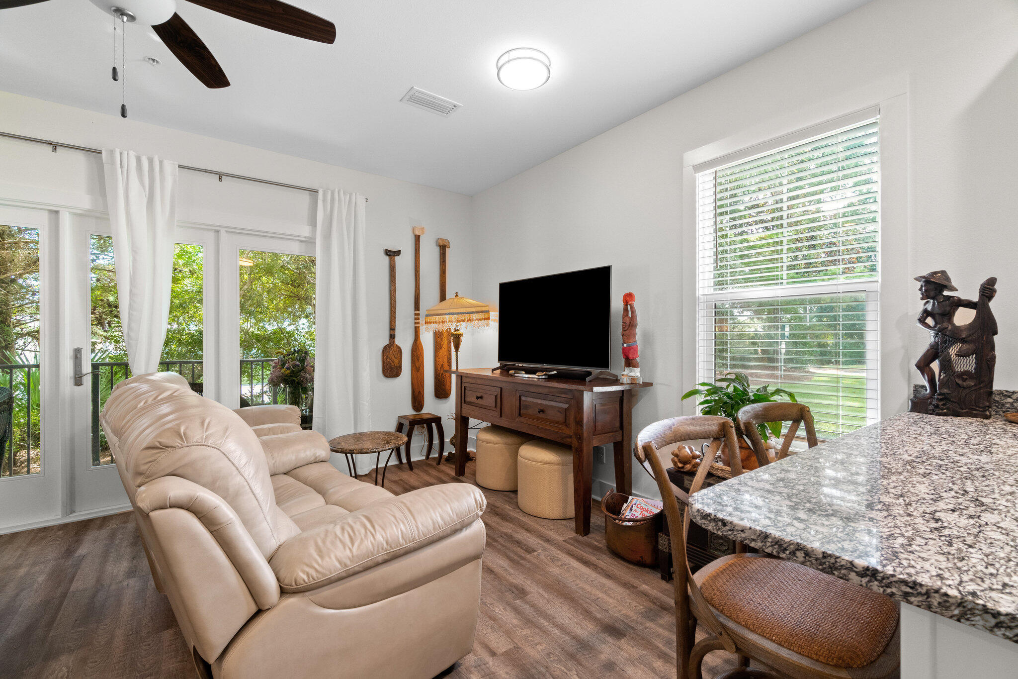 Hidden Lake condominiums - Residential