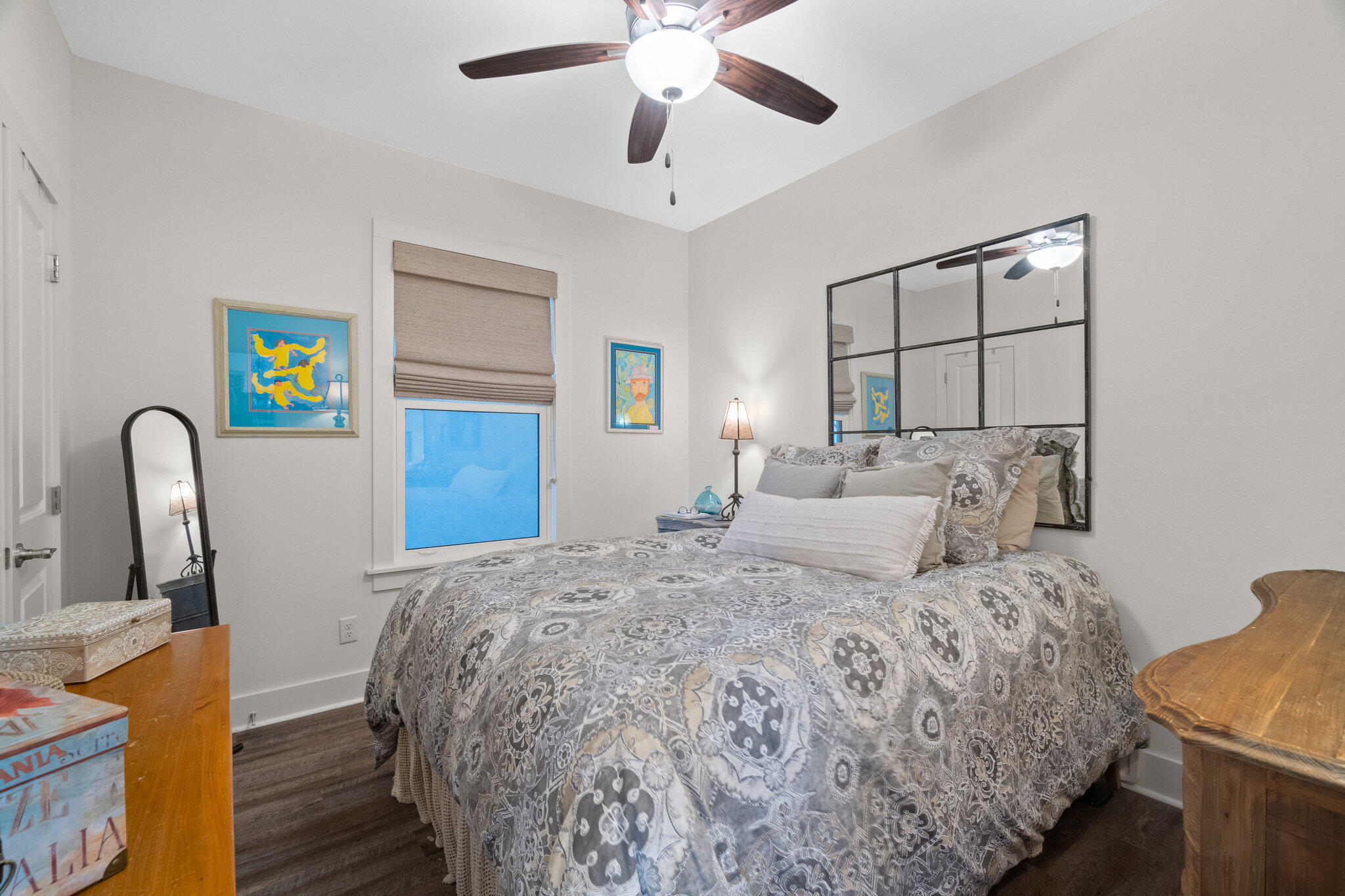 Hidden Lake condominiums - Residential