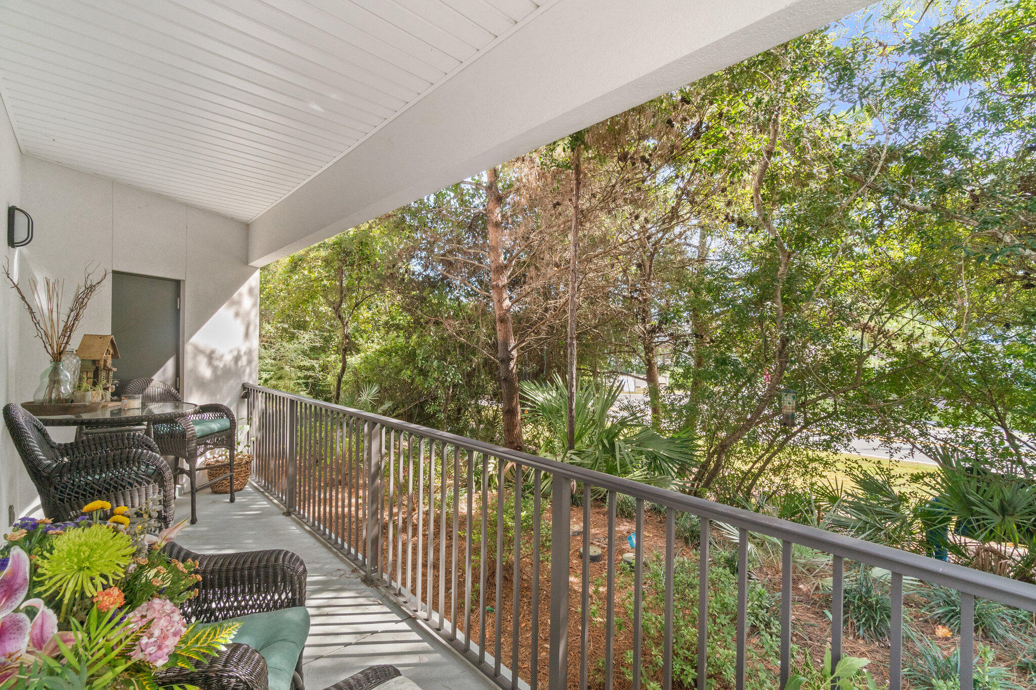 Hidden Lake condominiums - Residential