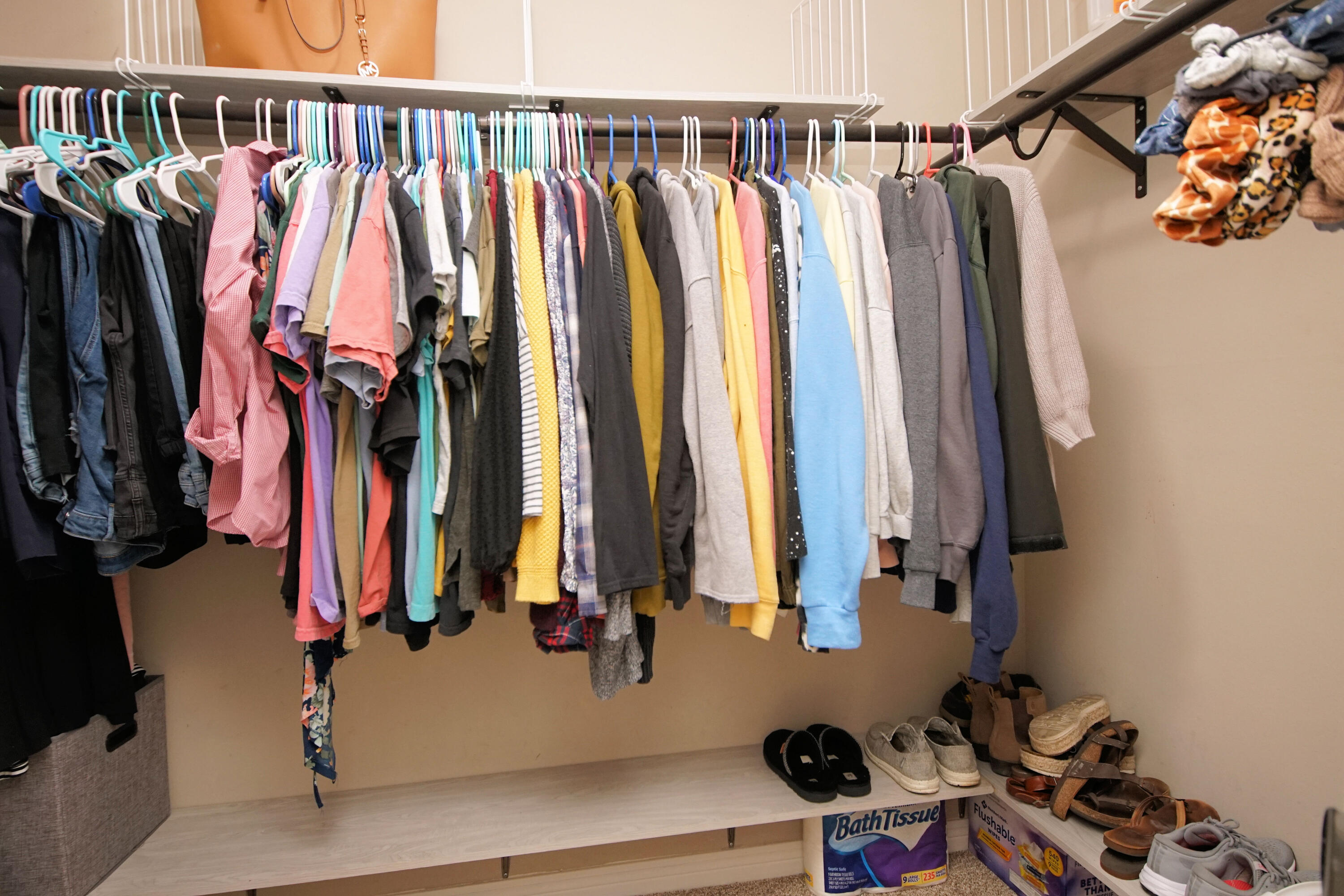 LAKE CHARLESTON - Residential