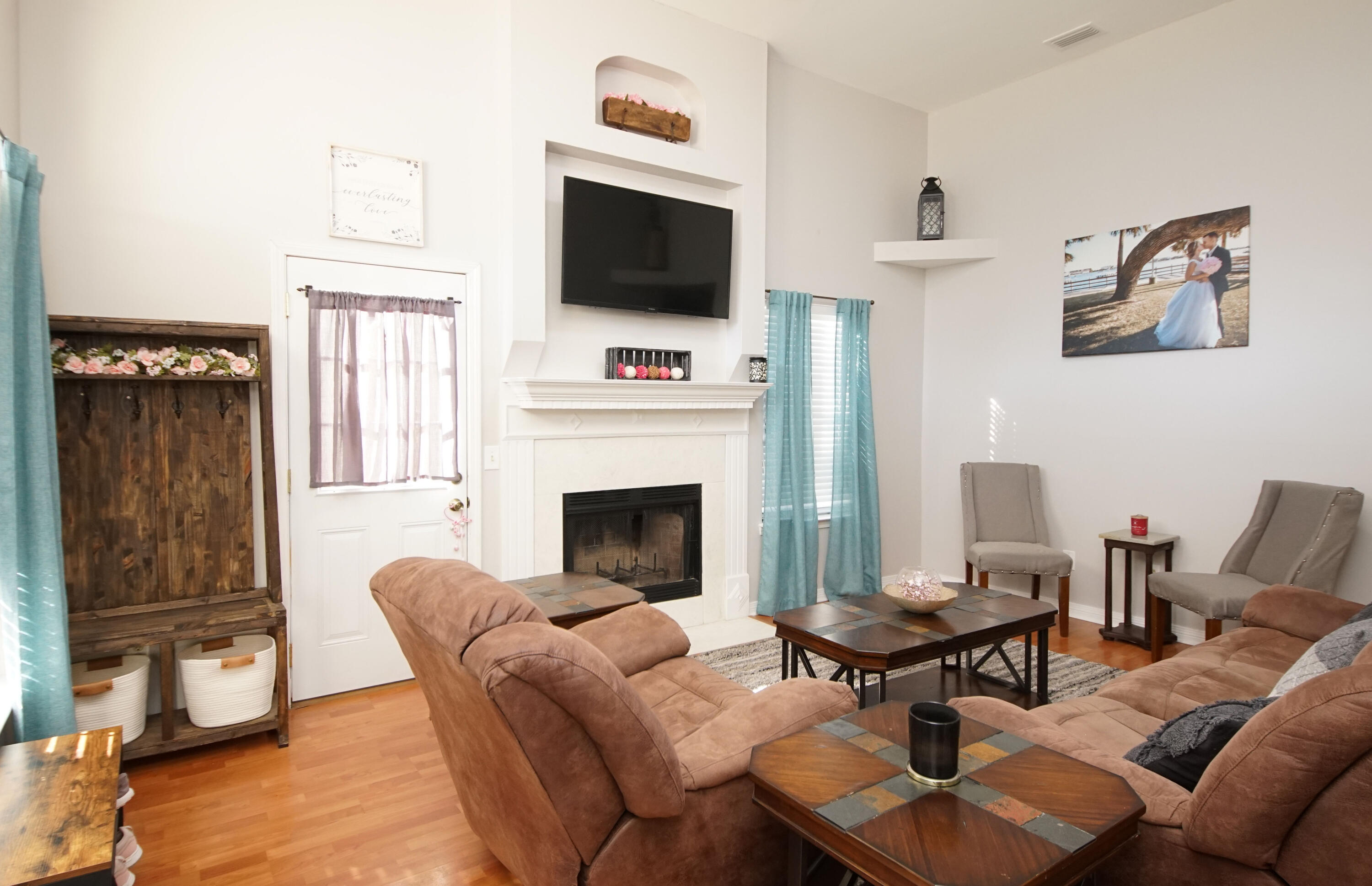 LAKE CHARLESTON - Residential