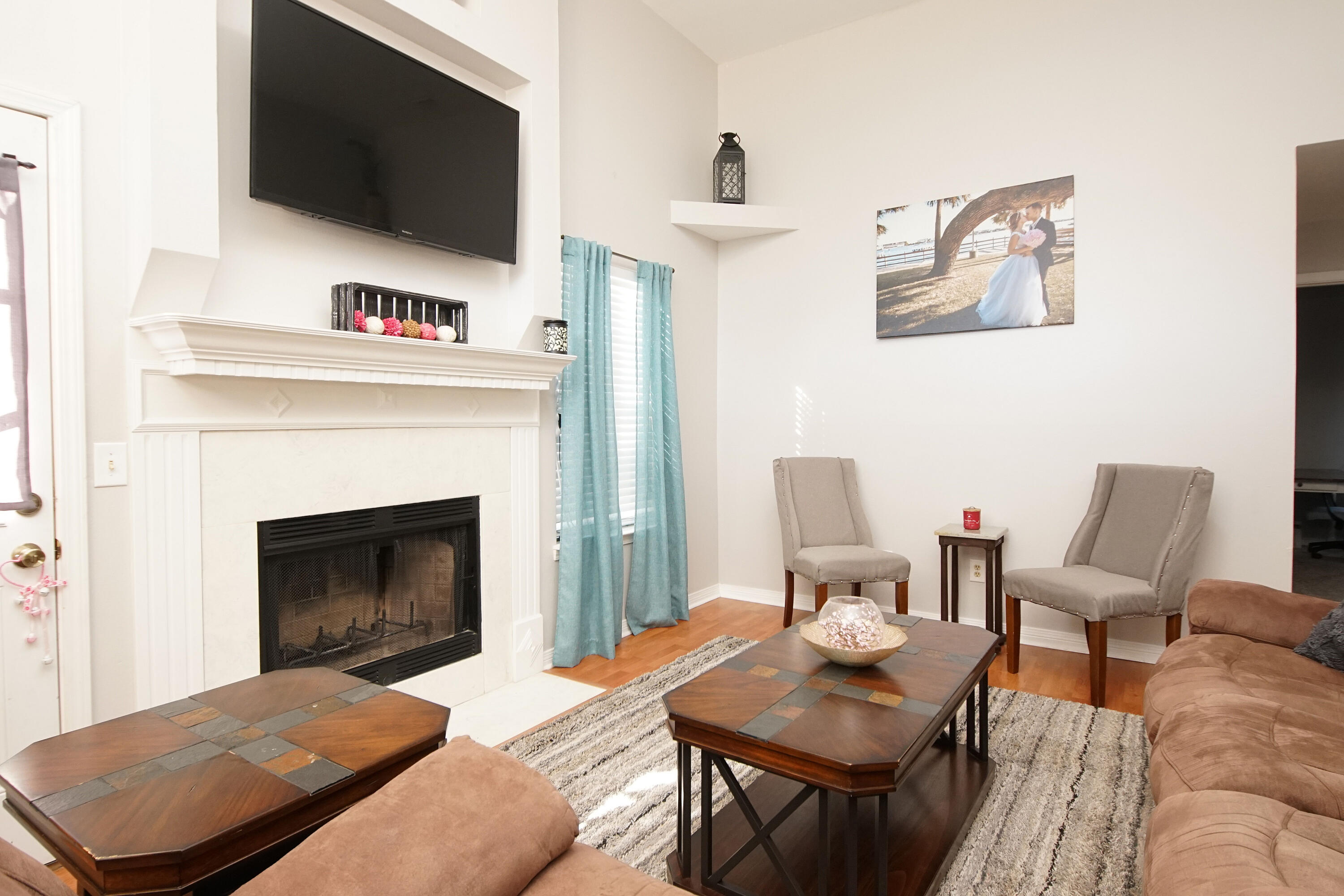 LAKE CHARLESTON - Residential