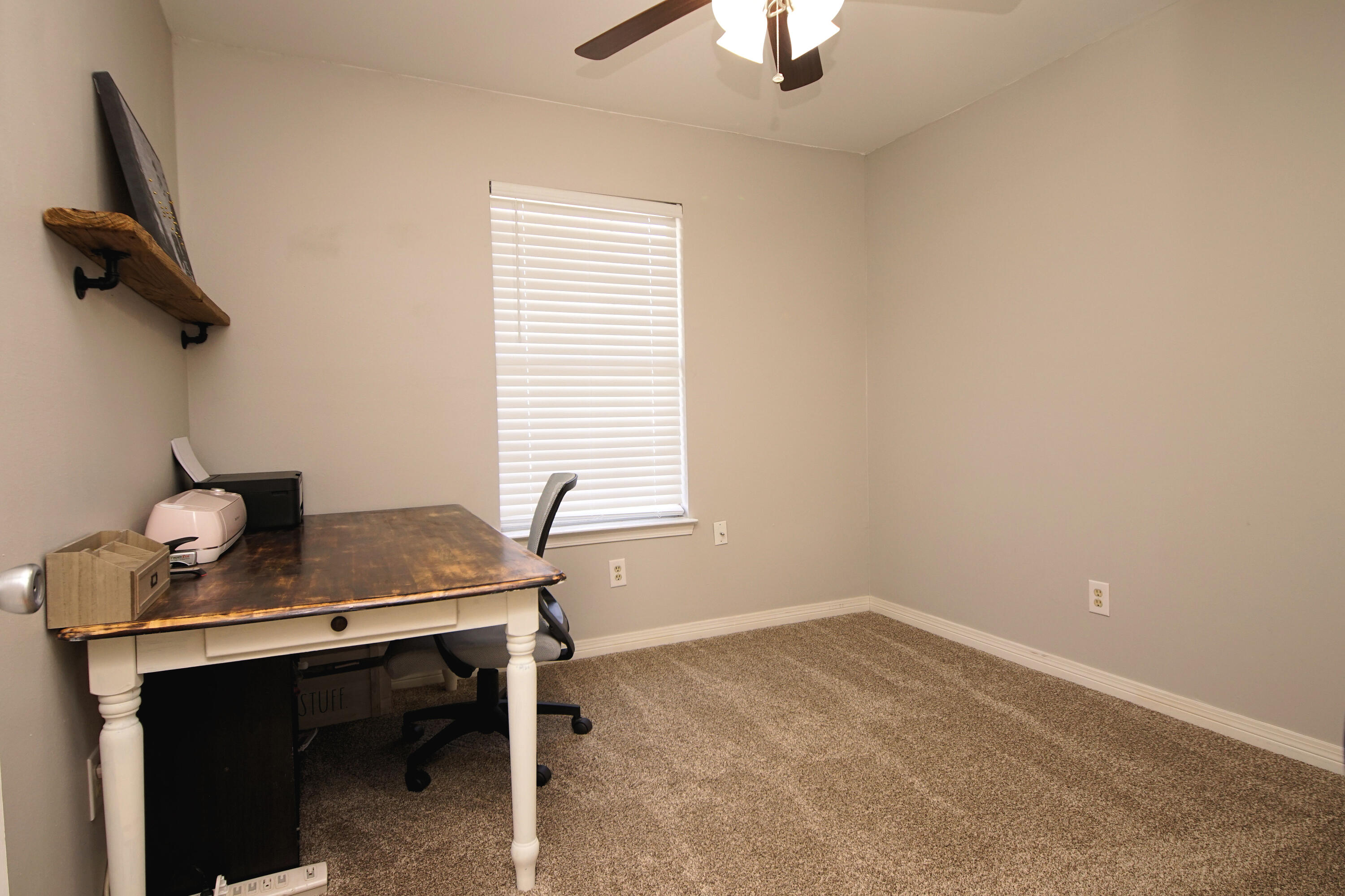 LAKE CHARLESTON - Residential