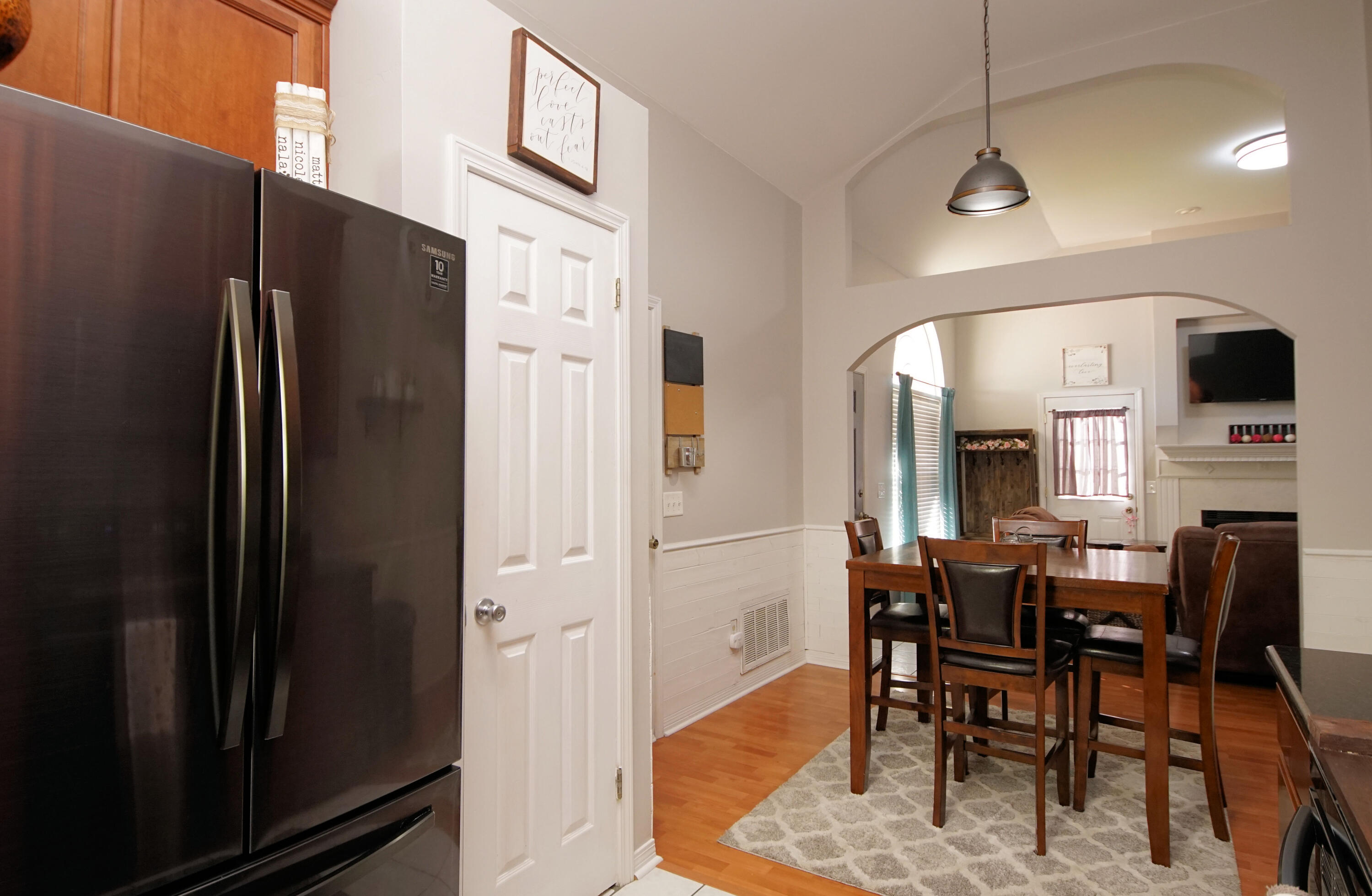 LAKE CHARLESTON - Residential