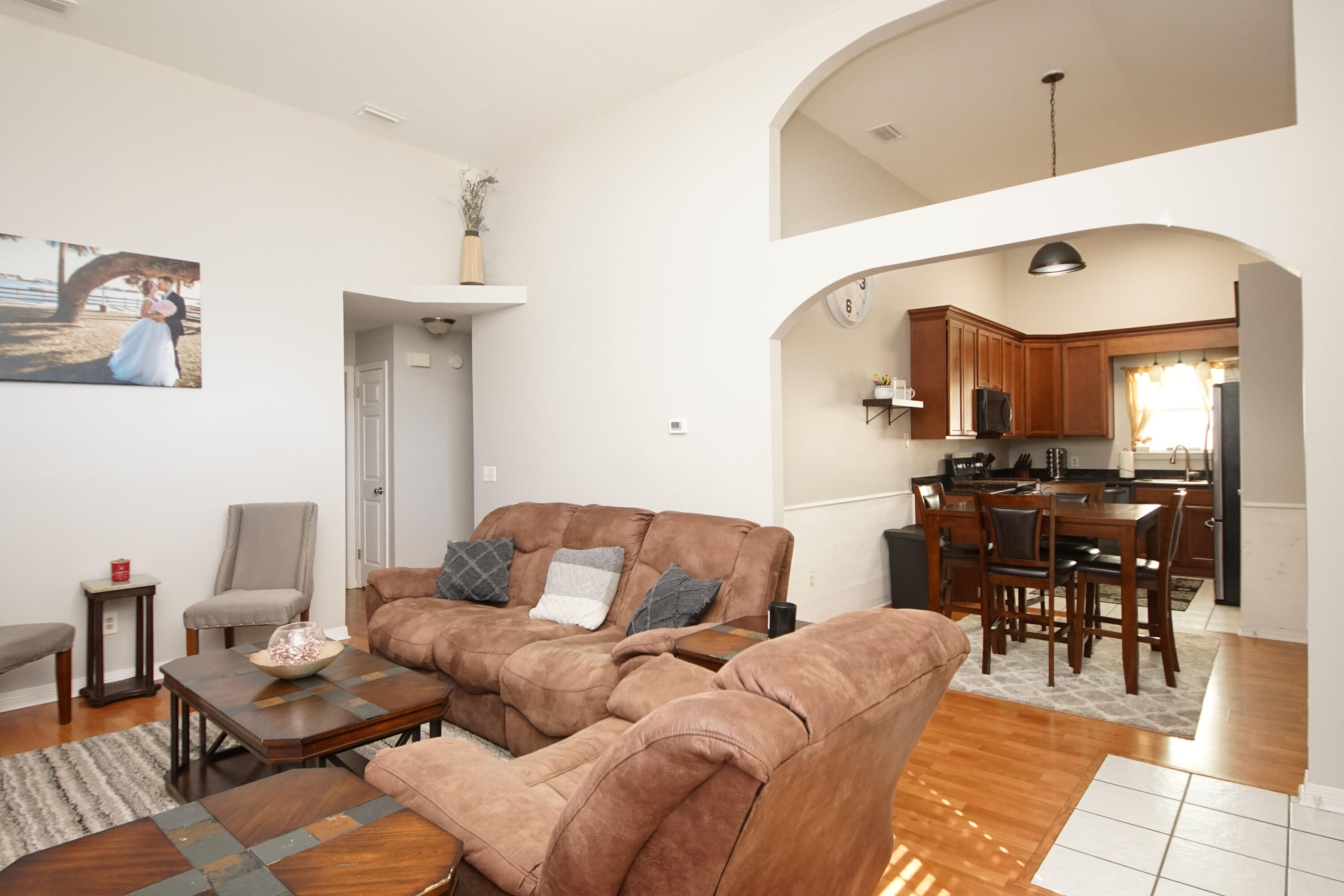 LAKE CHARLESTON - Residential