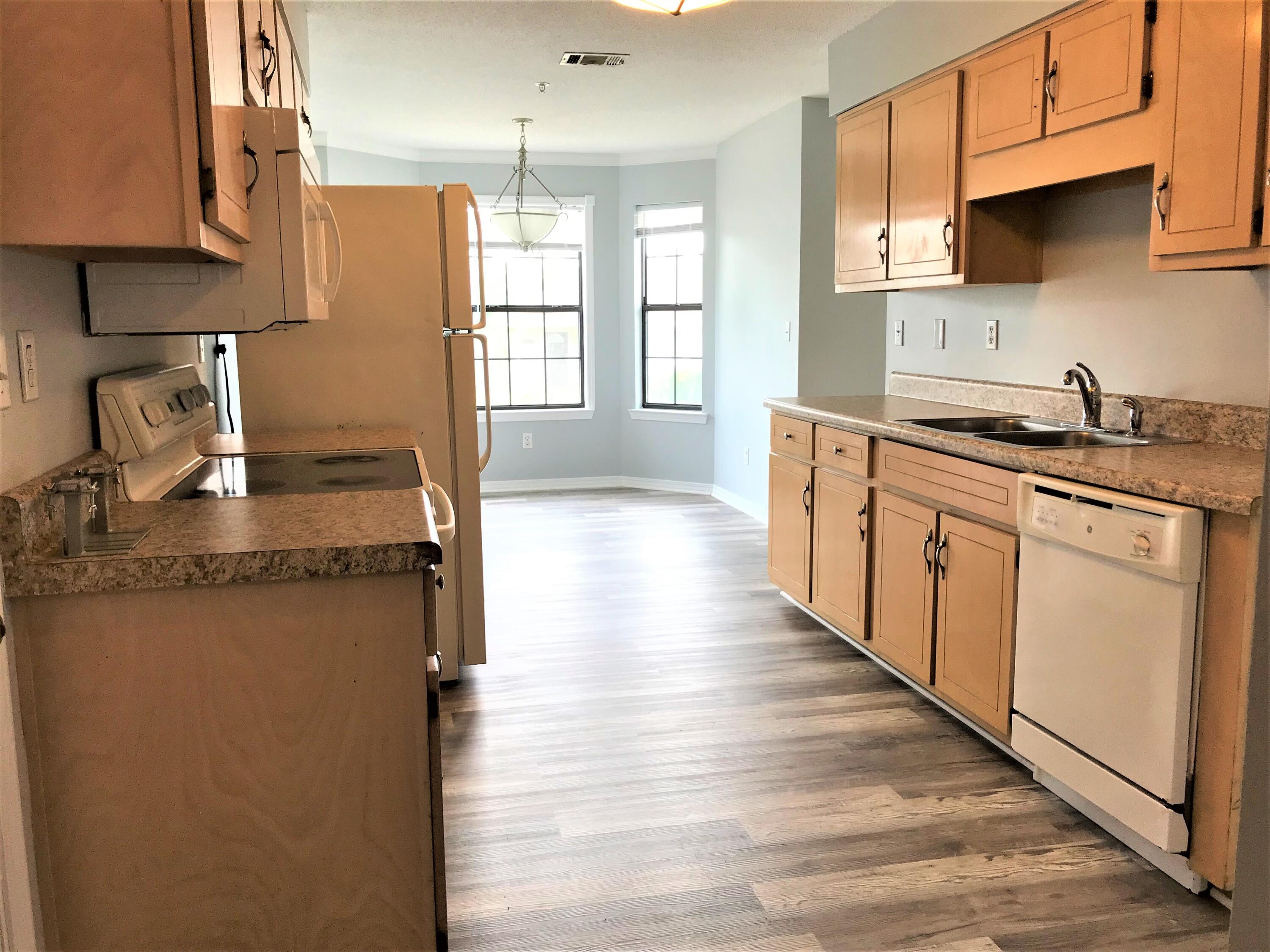 SOUTHWAY ESTATES 1ST ADDN - Residential Lease