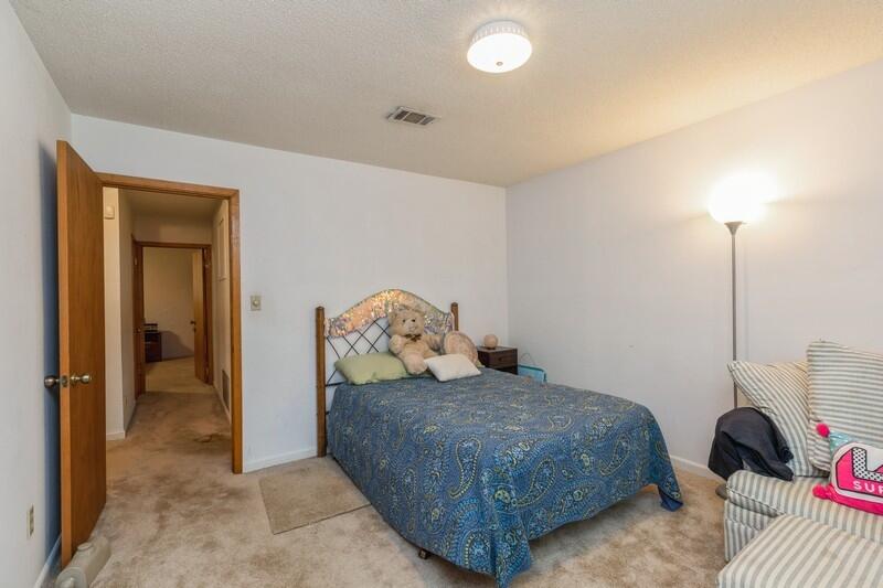 Pinecrest Heights - Residential