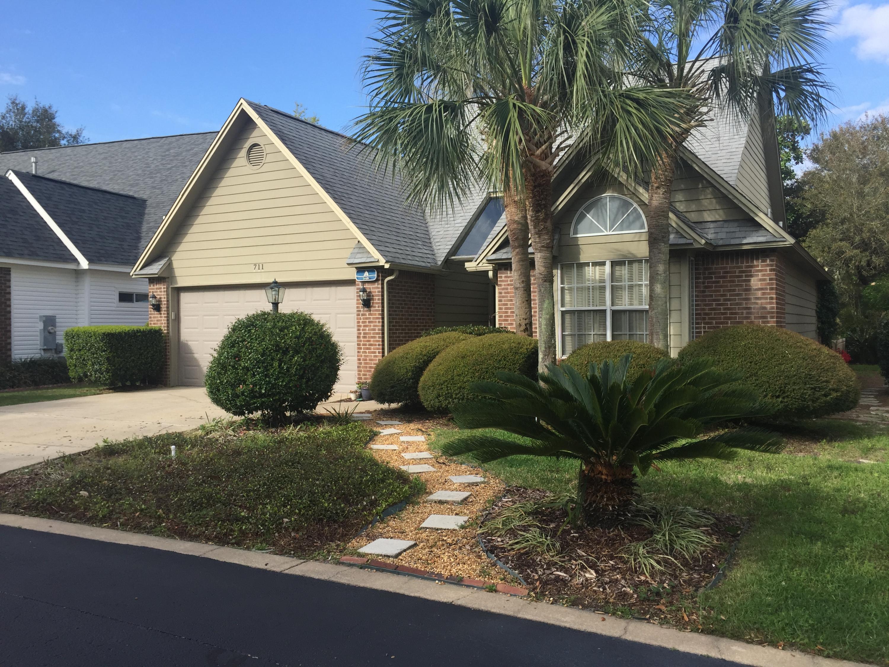 FAIRWAY LAKES PH I LOT 29 - Residential