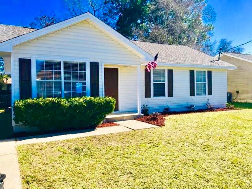 New Pictures Soon!*Refigerator and hood on order*CUTE AS A BUTTON** Updated charming home with 3 bedrooms and 2 bathrooms.Update include-New Roof,newly remodeled kitchen with granite and backsplash and stainless steel appliances,textured ceilings,new fans and lights,new hardware on all doors,new high end laminate through out all house, Etc etc Co-agent has interest in the property.