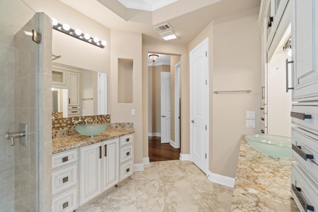 BAHIA VISTA - Residential