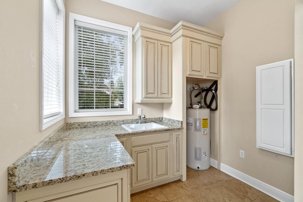 BAHIA VISTA - Residential