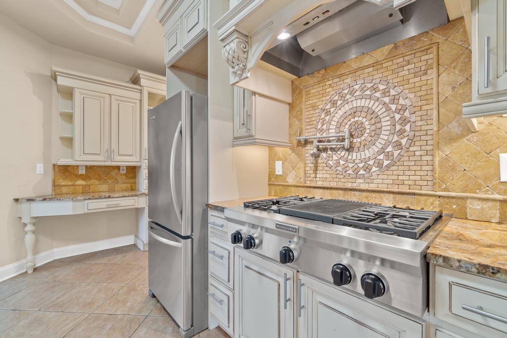 BAHIA VISTA - Residential