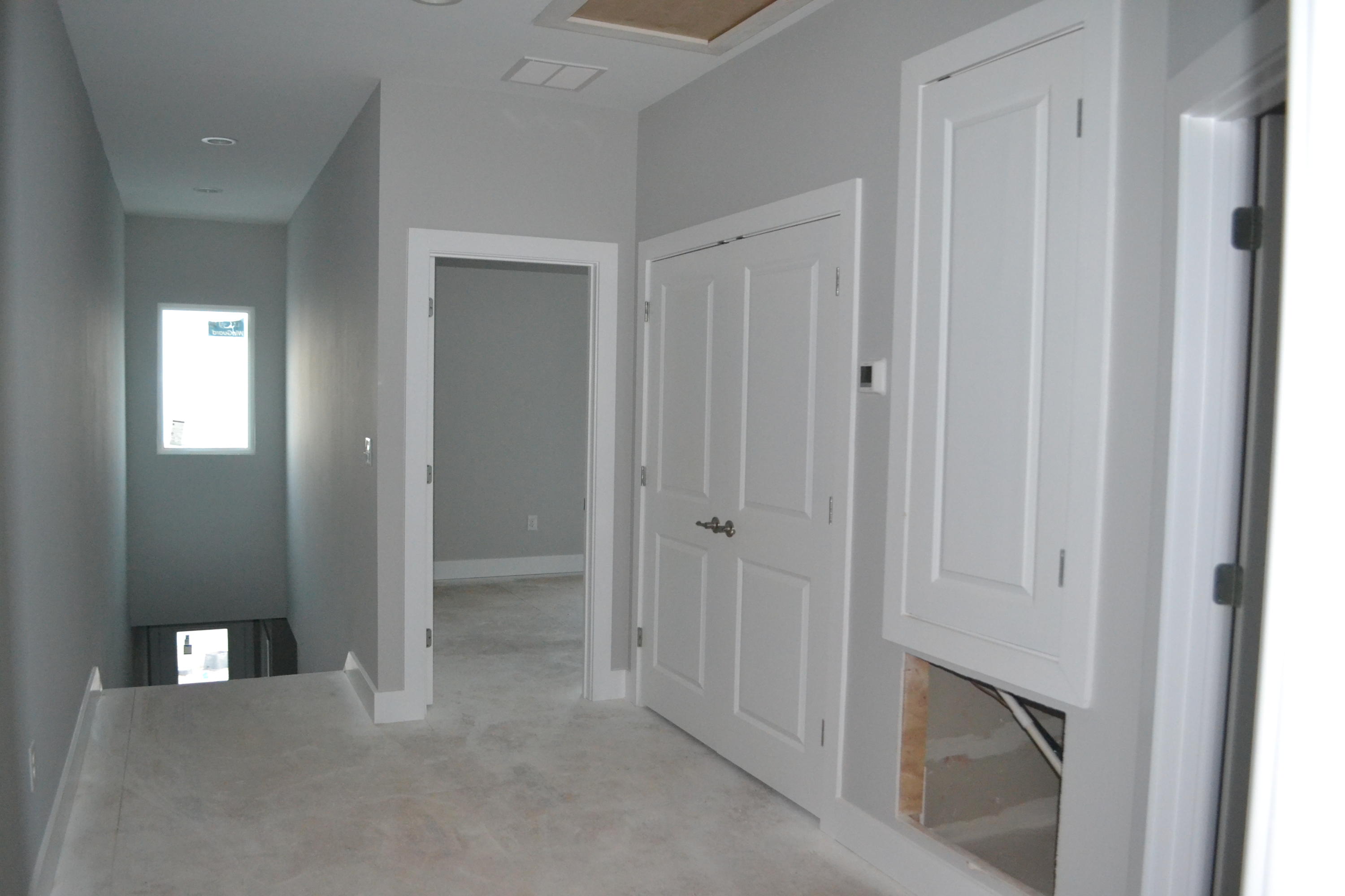 HIDDEN BAY VILLAGE - Residential