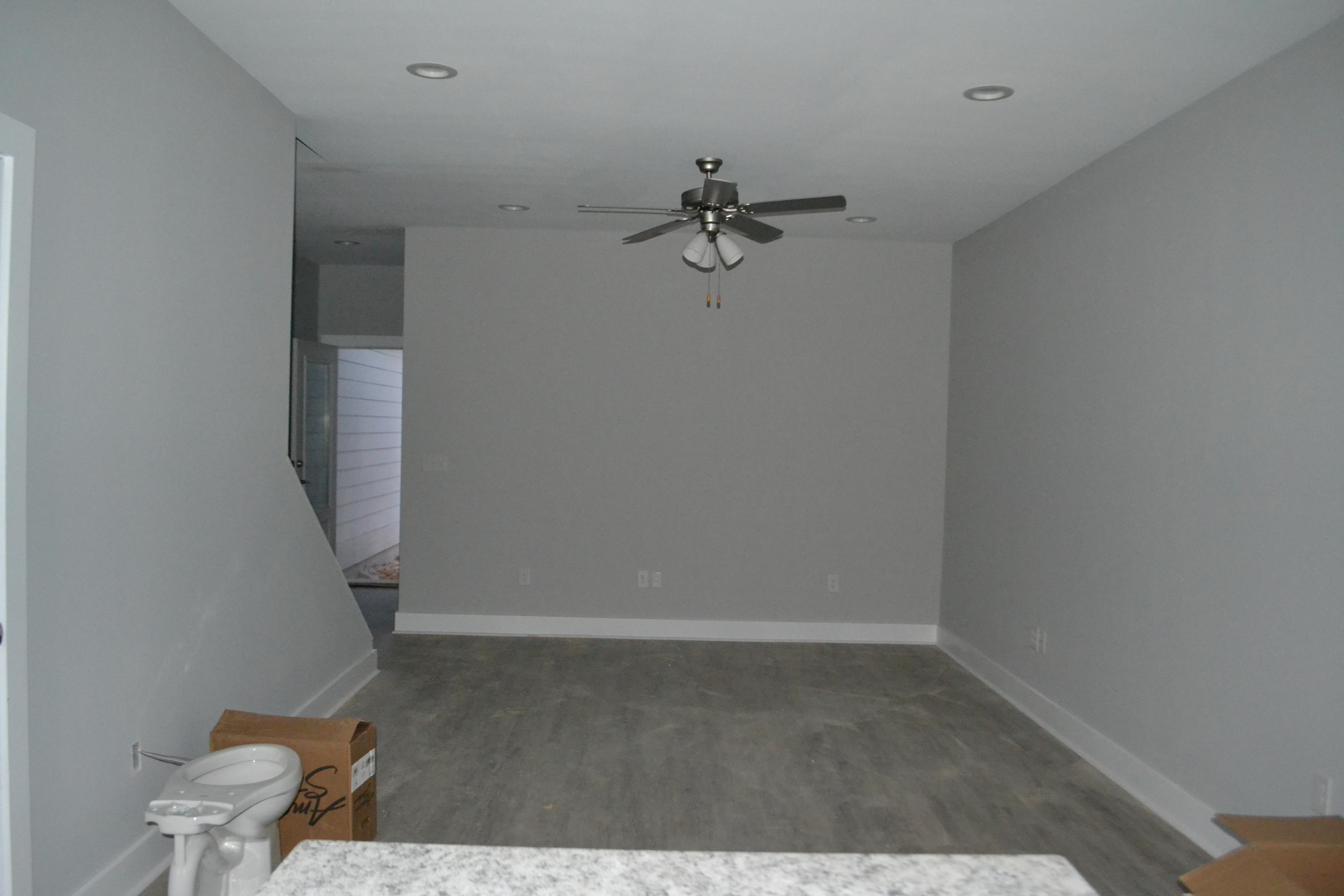 HIDDEN BAY VILLAGE - Residential