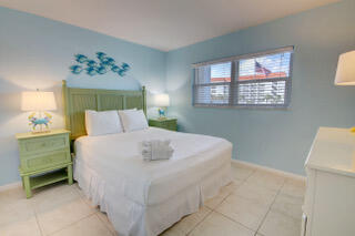 EL MATADOR CONDO - Residential