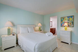 EL MATADOR CONDO - Residential