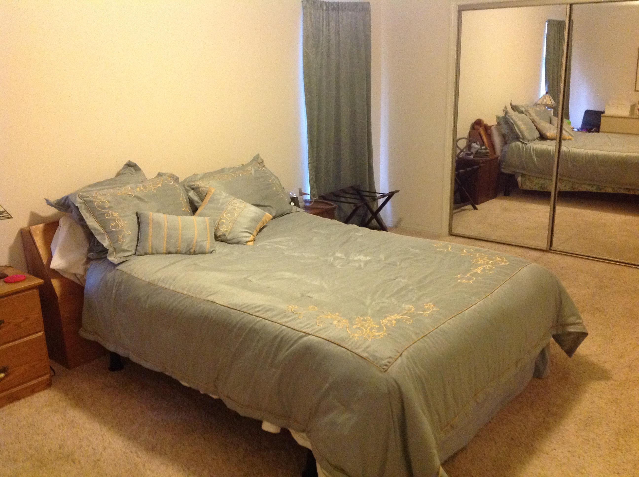 TURNBERRY COURT - Residential