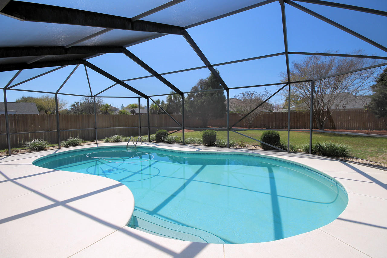 BRISTOL VILLAGE RAINTREE ESTATES - Residential