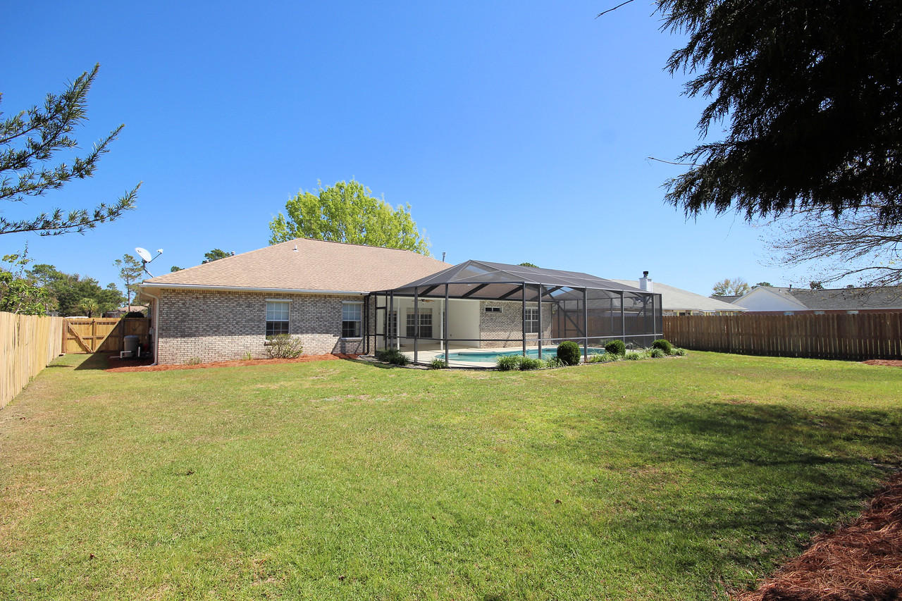 BRISTOL VILLAGE RAINTREE ESTATES - Residential