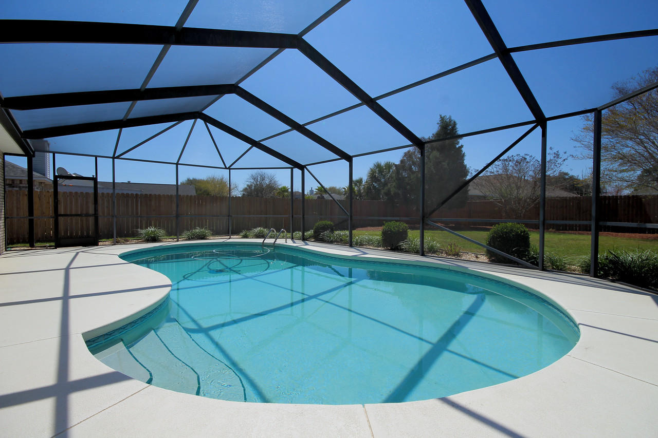 BRISTOL VILLAGE RAINTREE ESTATES - Residential