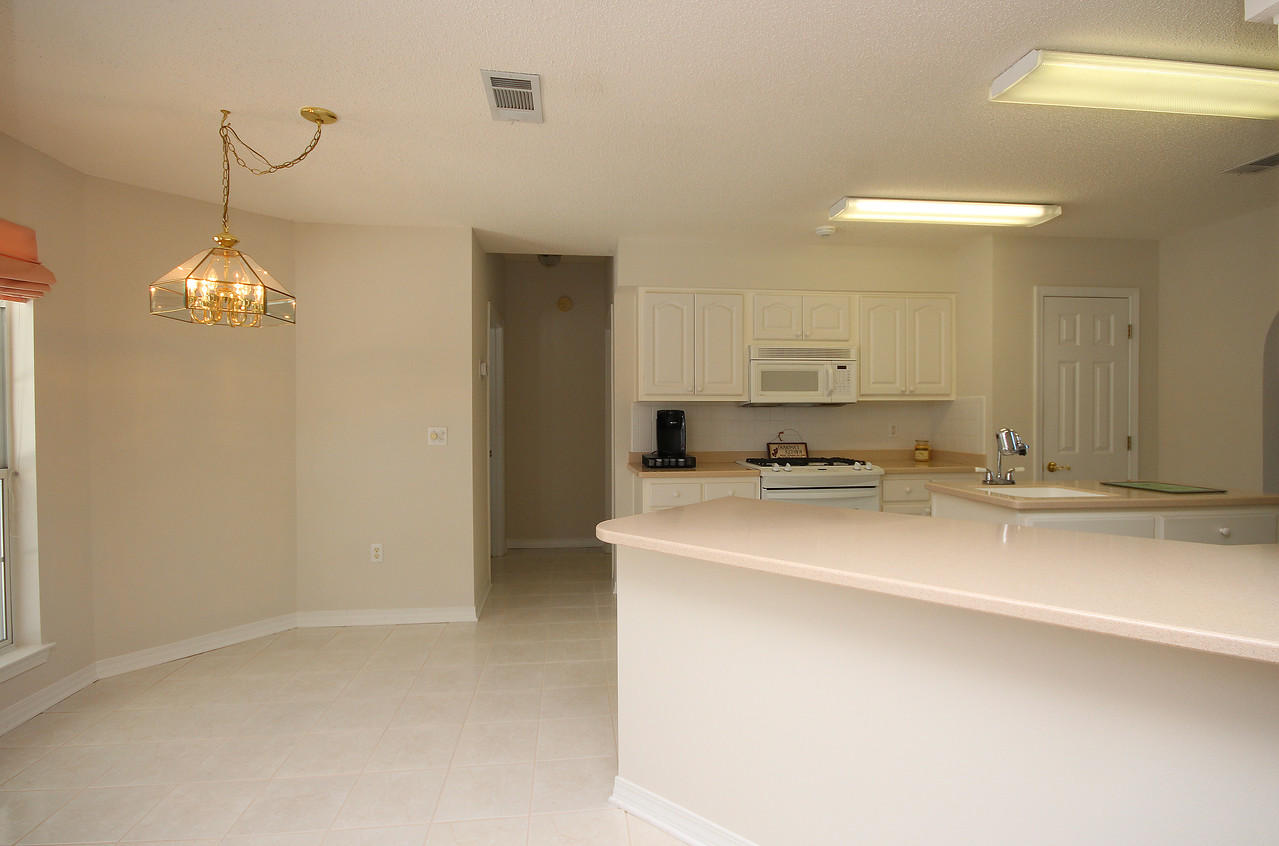 BRISTOL VILLAGE RAINTREE ESTATES - Residential