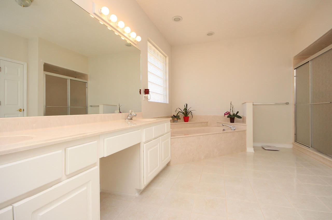 BRISTOL VILLAGE RAINTREE ESTATES - Residential