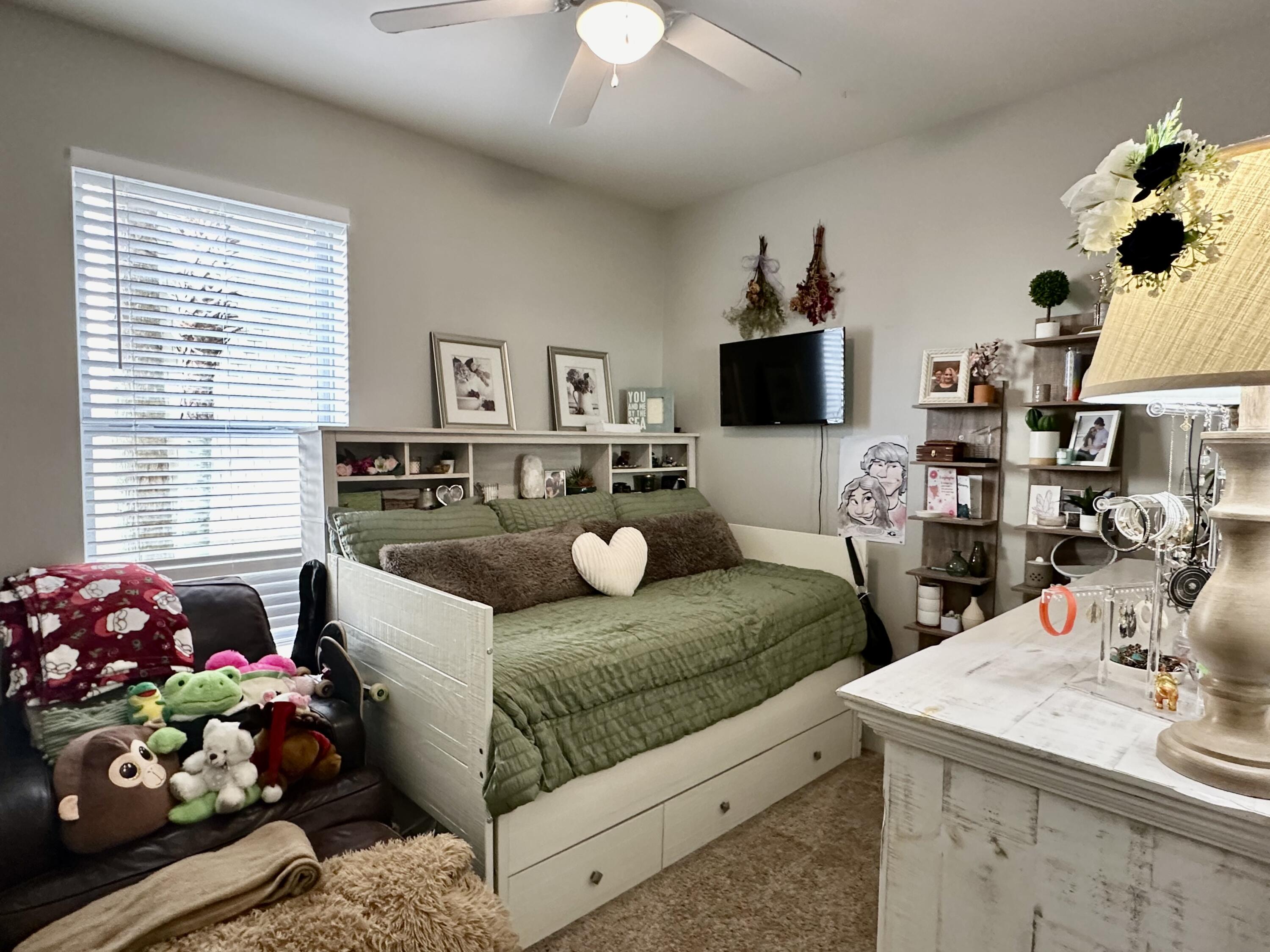 TOPSAIL VILLAGE - Residential