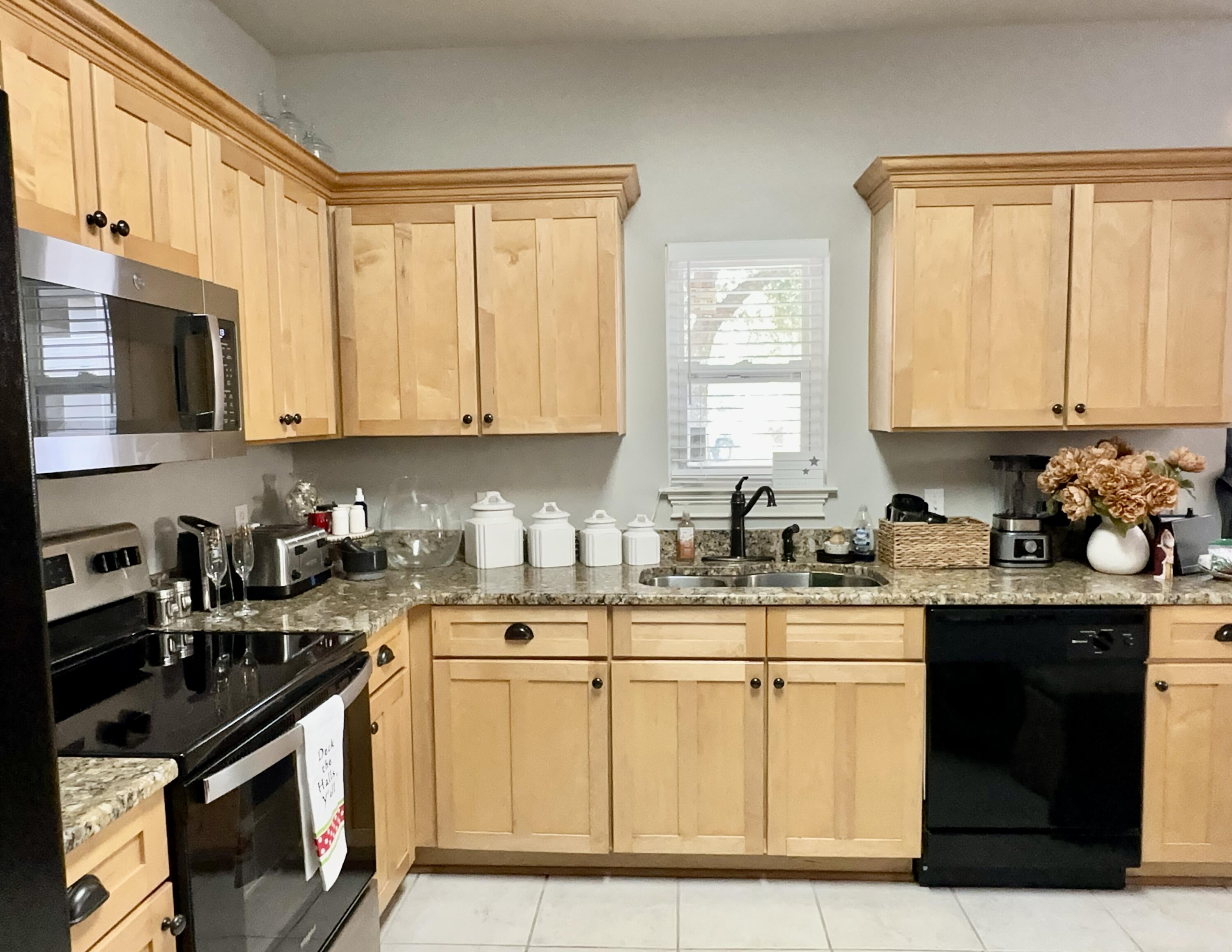 TOPSAIL VILLAGE - Residential