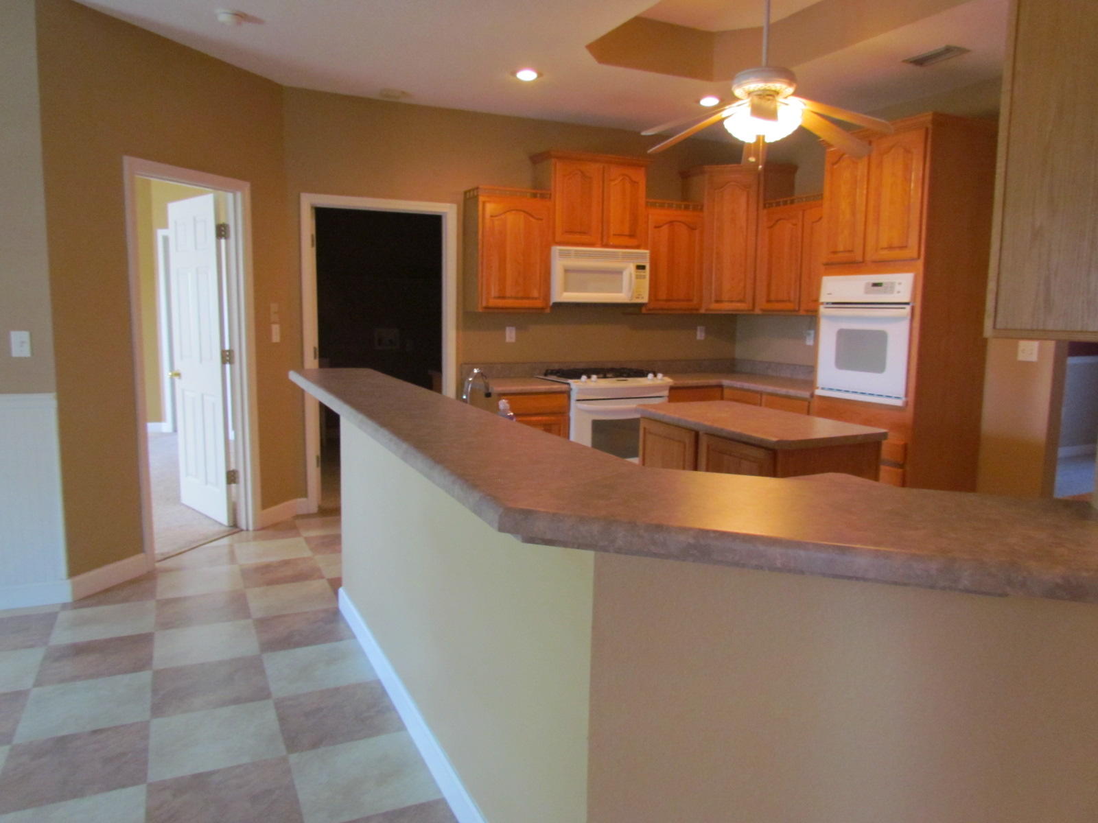 METES & BOUNDS - Residential Lease