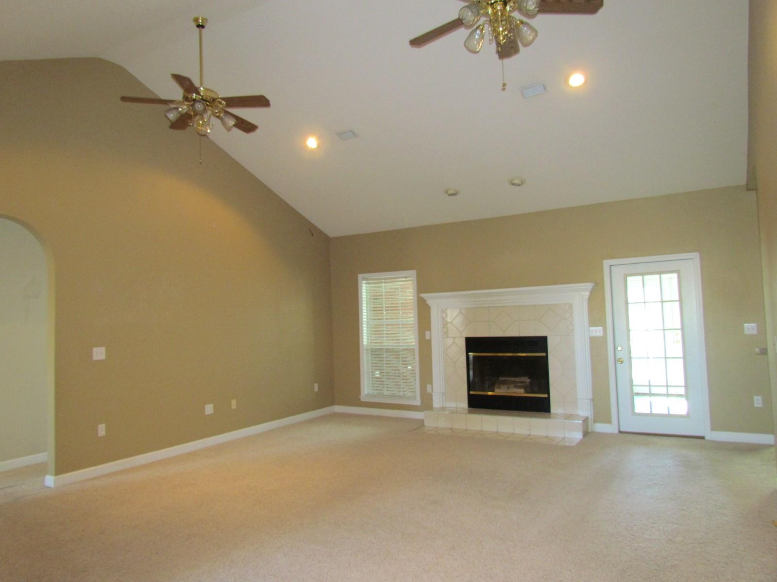 METES & BOUNDS - Residential Lease