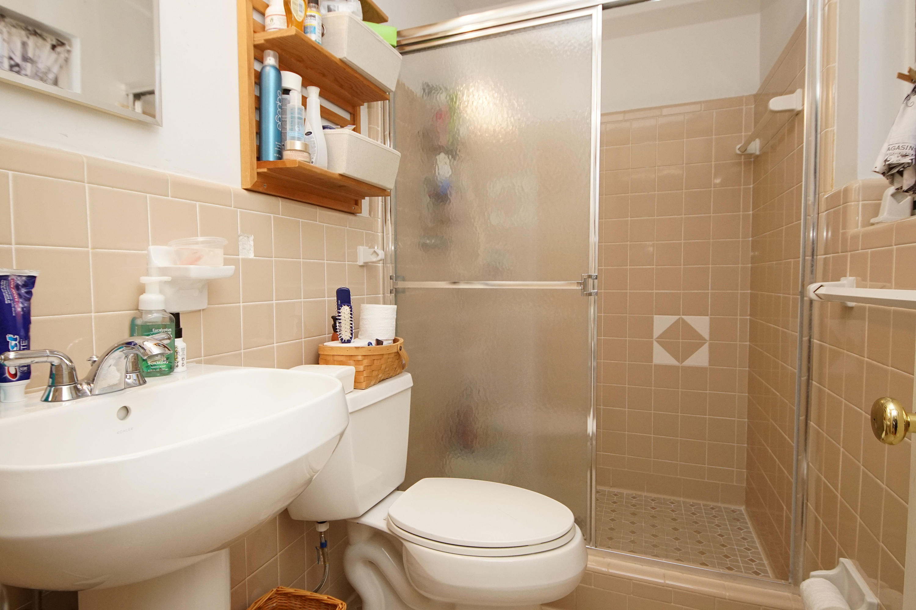 COUNTRY CLUB ESTATES 1ST ADDN - Residential