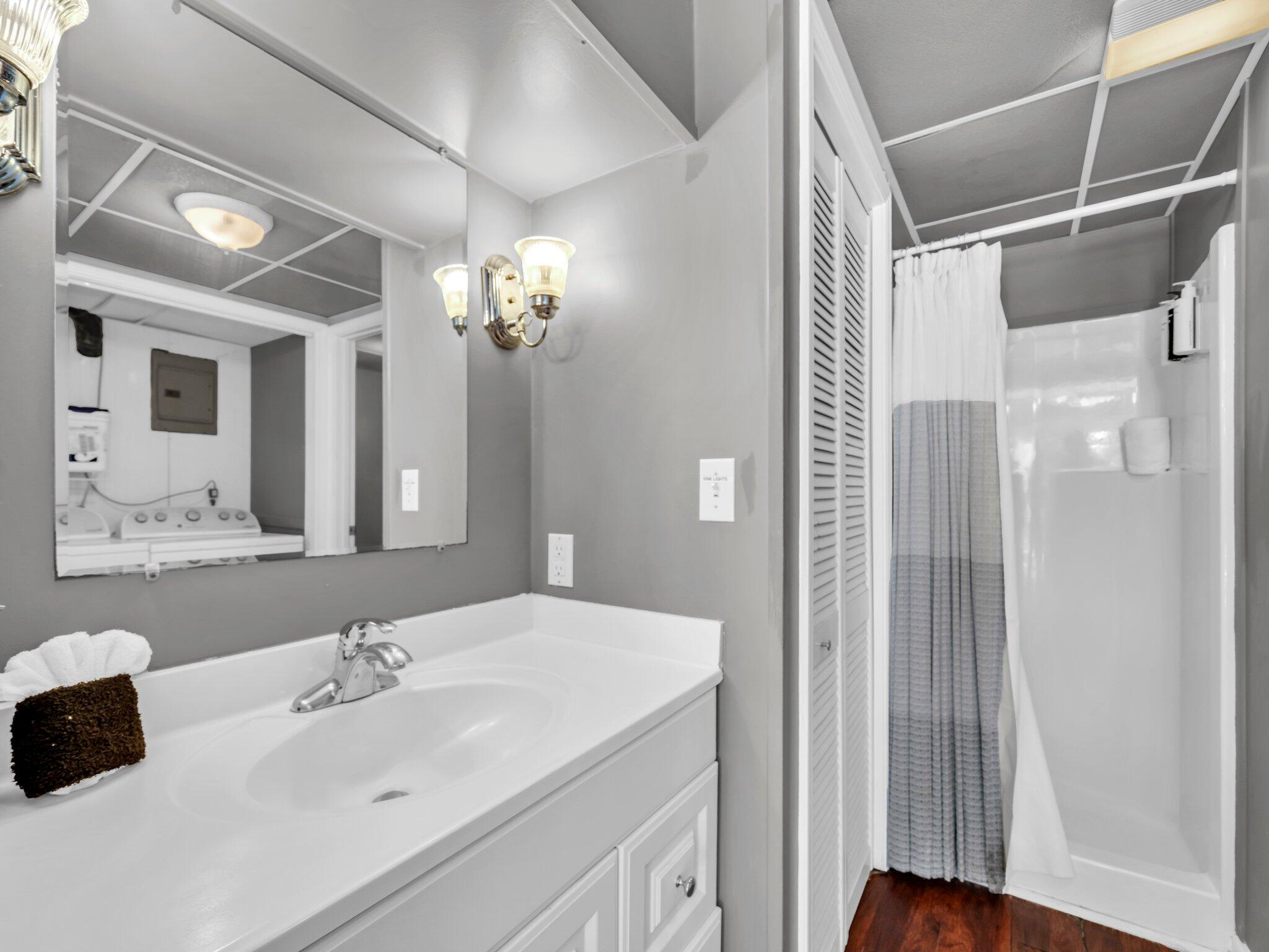 CRYSTAL BEACH - Residential
