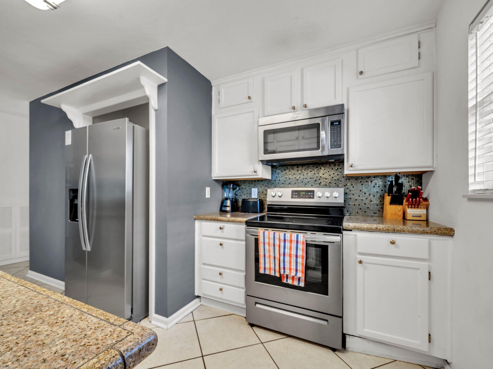 CRYSTAL BEACH - Residential