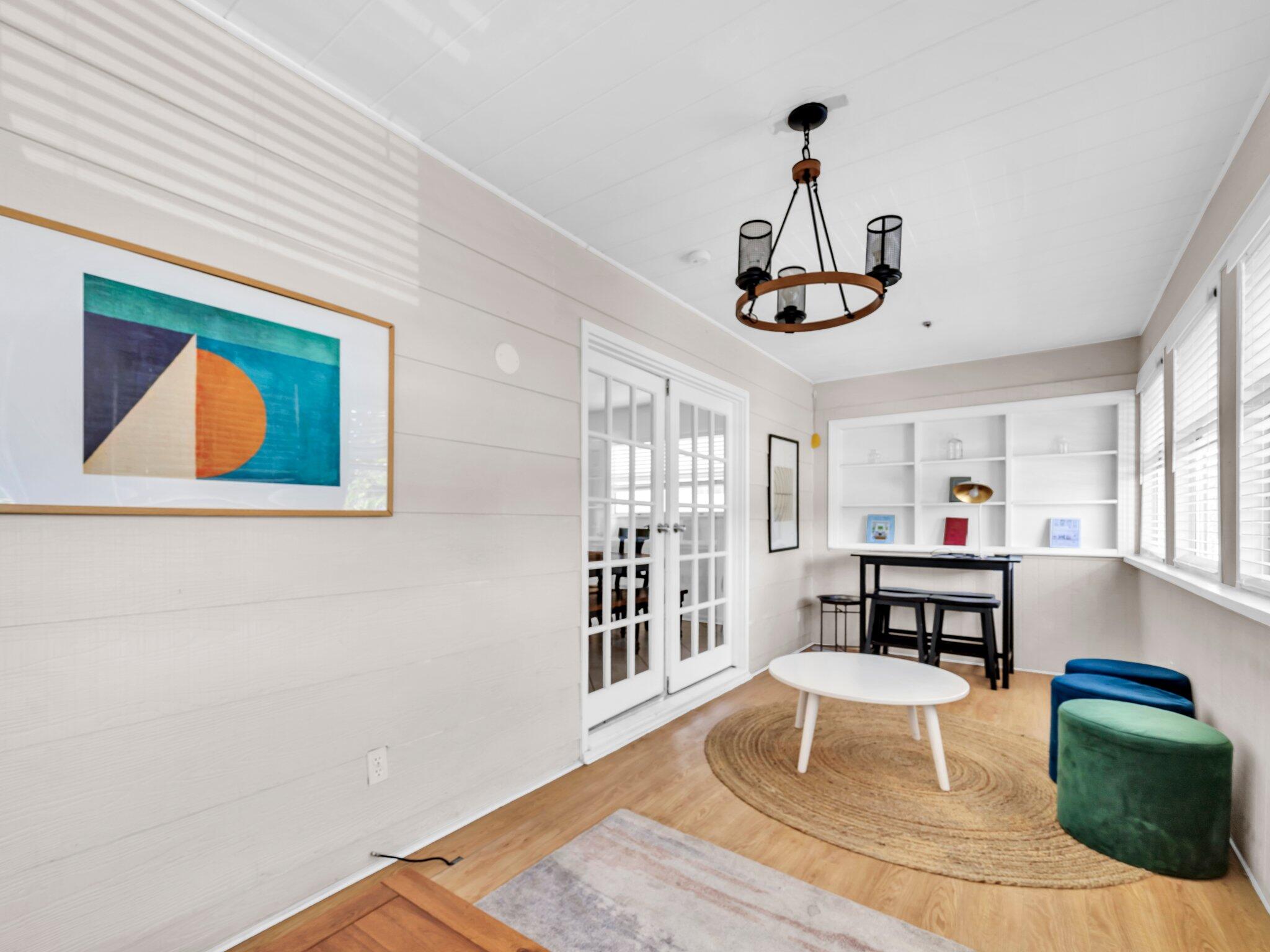 CRYSTAL BEACH - Residential