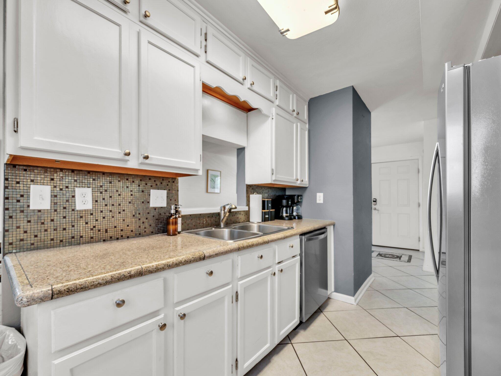 CRYSTAL BEACH - Residential