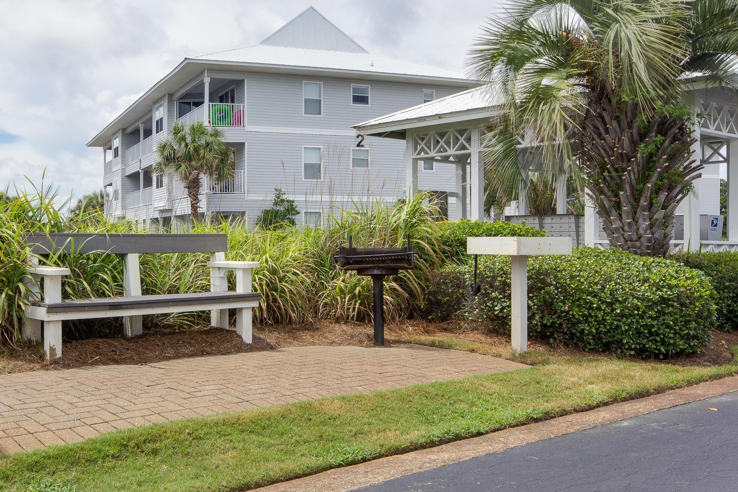 BEACHSIDE VILLAS CONDO - Residential