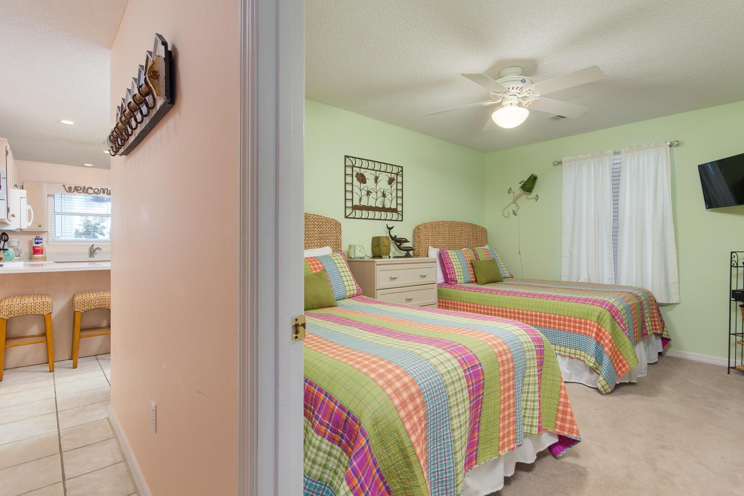 BEACHSIDE VILLAS CONDO - Residential