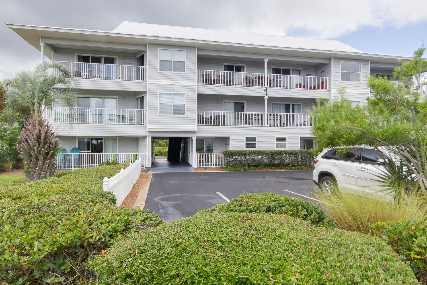 BEACHSIDE VILLAS CONDO - Residential