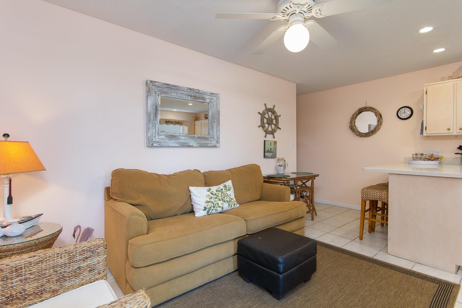 BEACHSIDE VILLAS CONDO - Residential