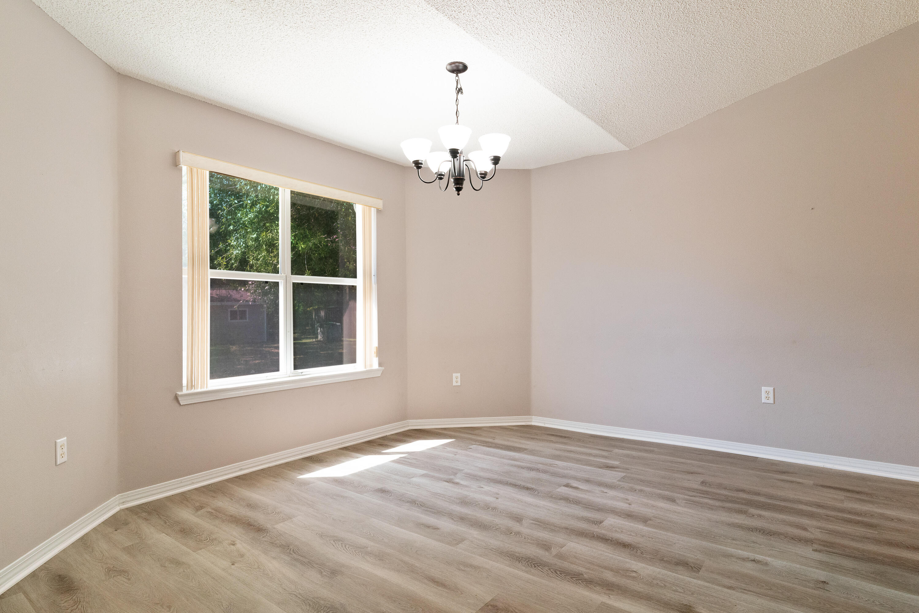 CORONADO VILLAGE PH 3 - Residential