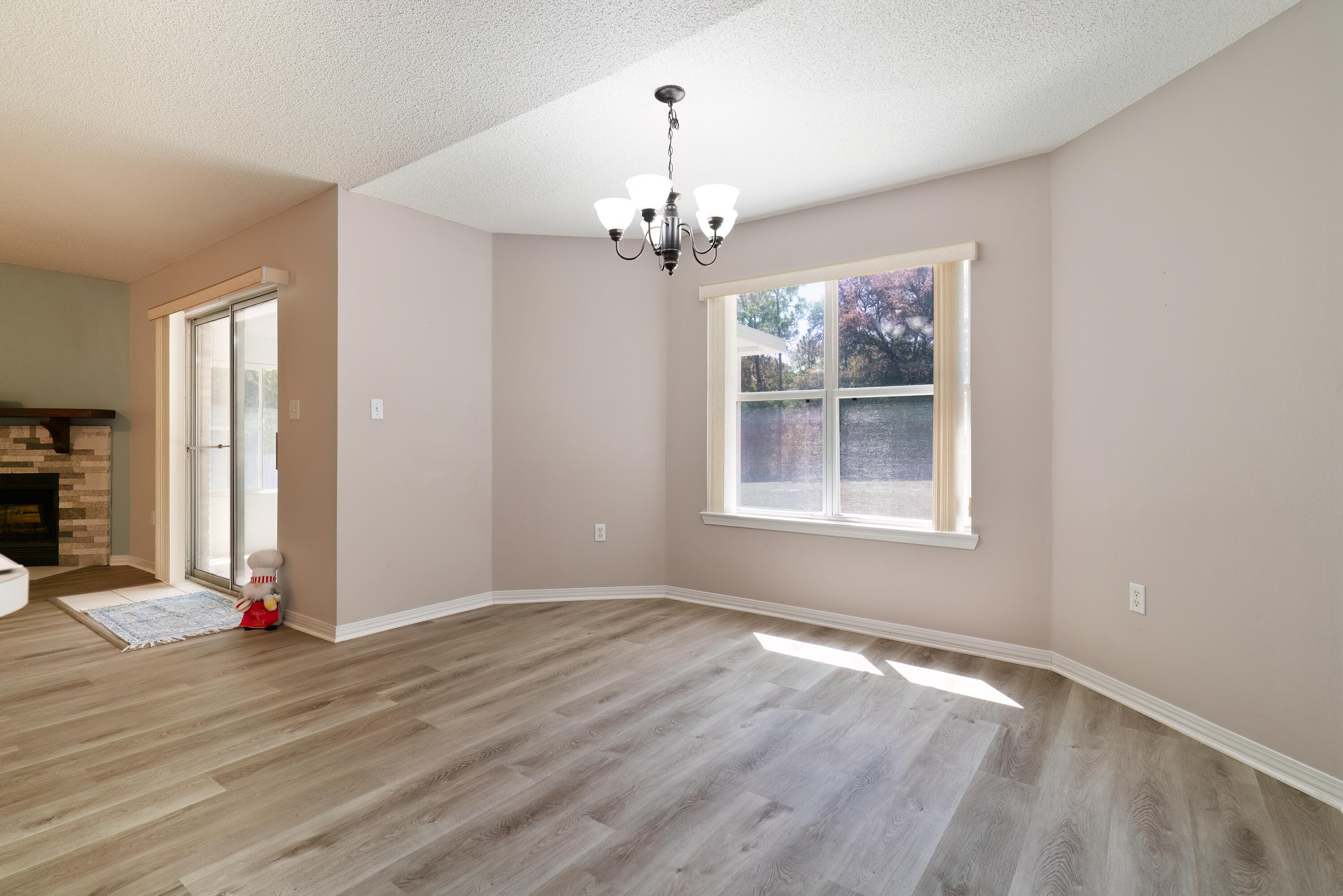 CORONADO VILLAGE PH 3 - Residential