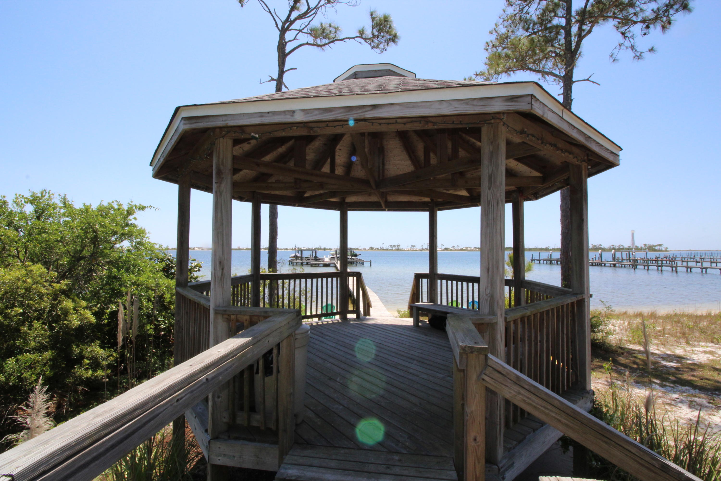 SPARKLING WATERS - Residential